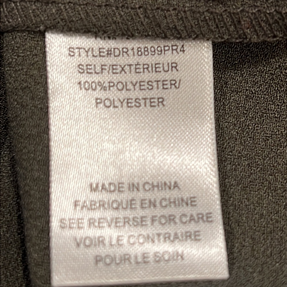 DR2 Large Sleeveless blouse - Olive - 100% Polyester - NWOT - Picture 4 of 4